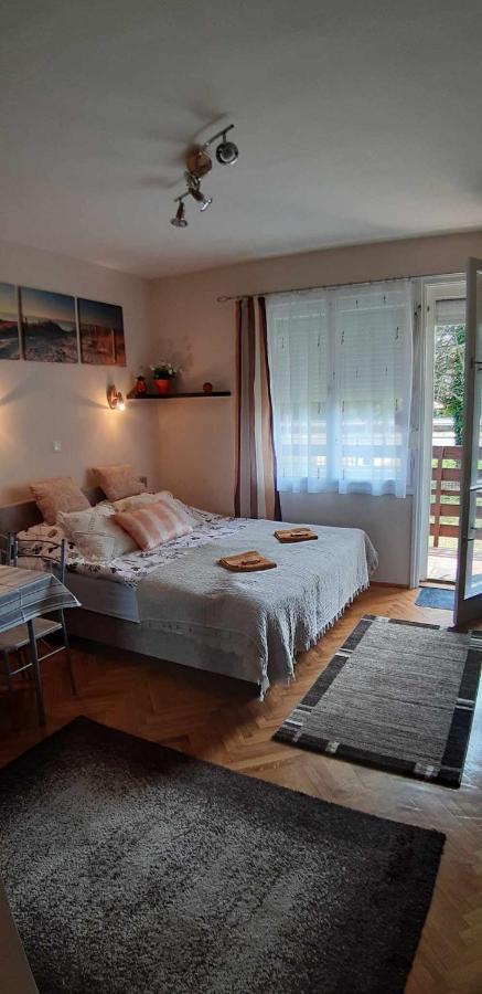 Rosy Apartman Apartment วอนยาร์ควาเชกี ภายนอก รูปภาพ