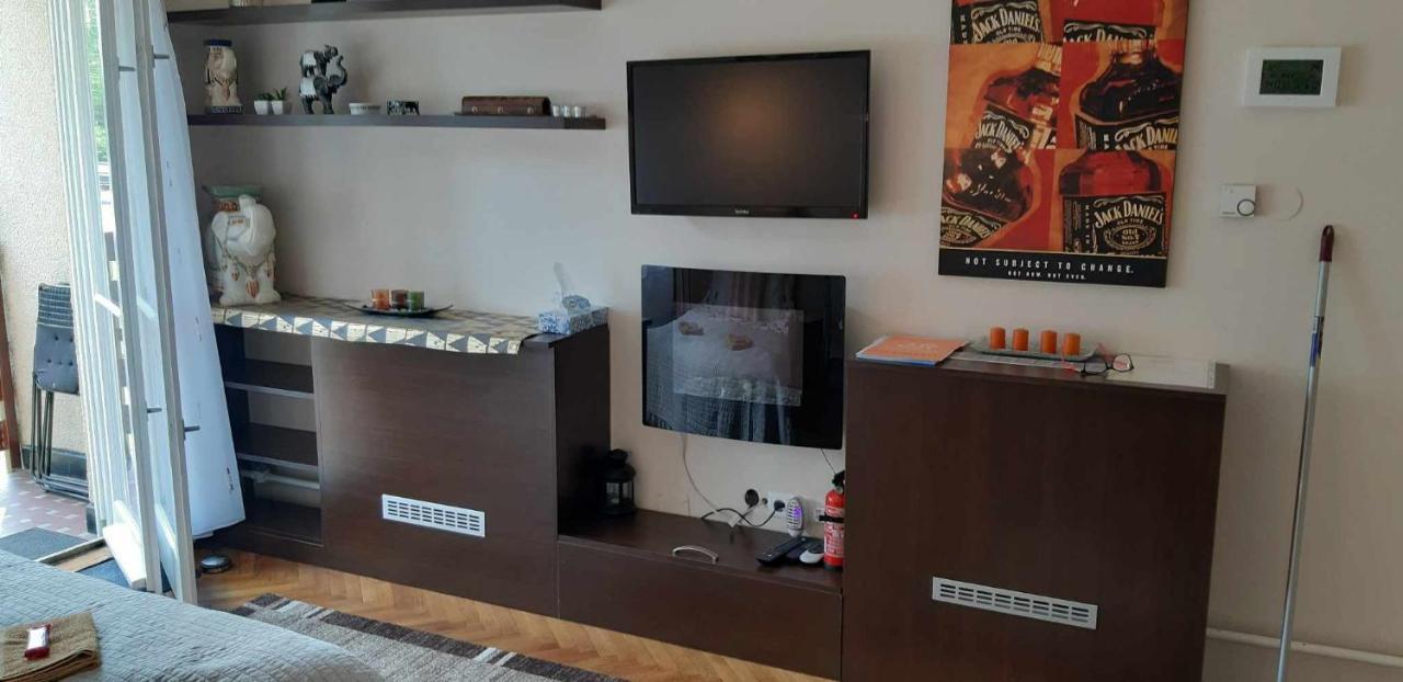 Rosy Apartman Apartment วอนยาร์ควาเชกี ภายนอก รูปภาพ